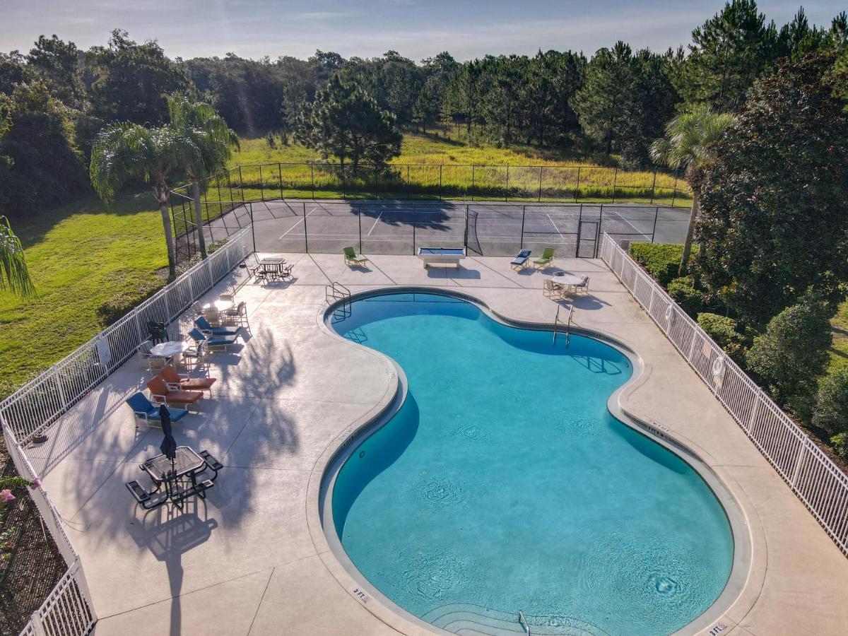 Scuttle Vacation Pool Wspa Сasa de vacaciones *